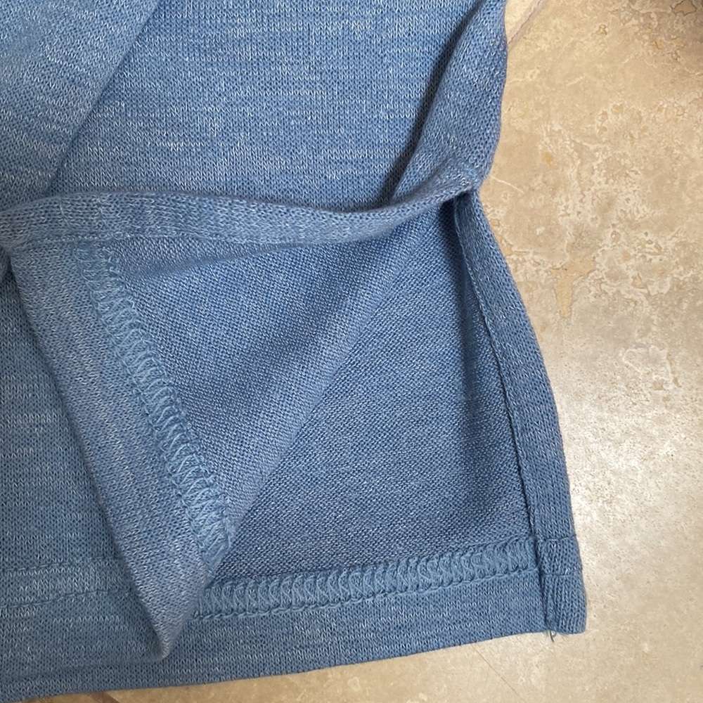 Banana Republic Chambray Top. Size S. - Picture 5 of 5